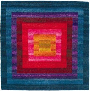 Design Zone
‘8 Border’
250 x 250cm
Tibetan highland wool.
Jan Kath Design
Just one of a wide range of contemporary design rugs from dealers (designer/makers) at the Fair.