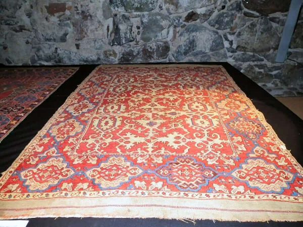 DSCF1305 Lotto arabesque rug, West Anatolia 17th century