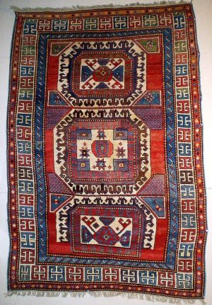 Early example (first half 19th c.) of Kazak, possibly Karachof. Size 210x148 cm. Exhibitor Alberto Boralevi.