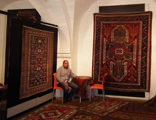 The stand of Metin & Husein Konucku, Istanbul.
