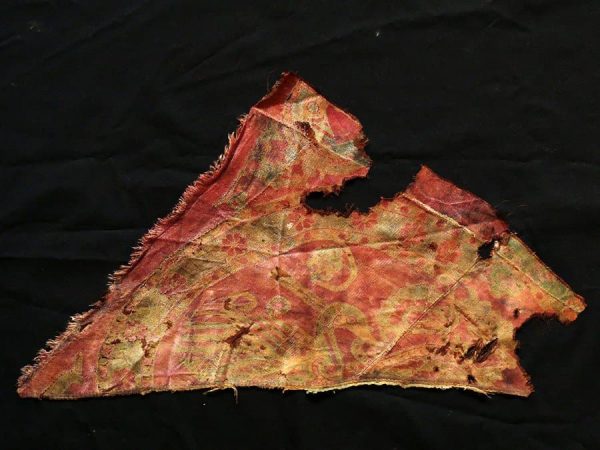11 - Soghdian Samite fragment