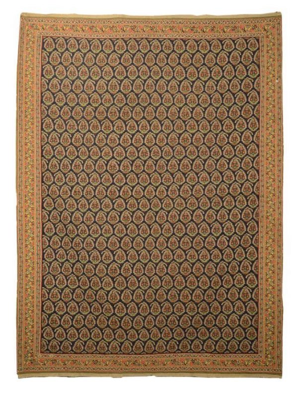 Fine Senna Kilim, Persia, late 19th century; 5 foot 10 inches x 4 foot 3 inches, est.: ,000-10,000