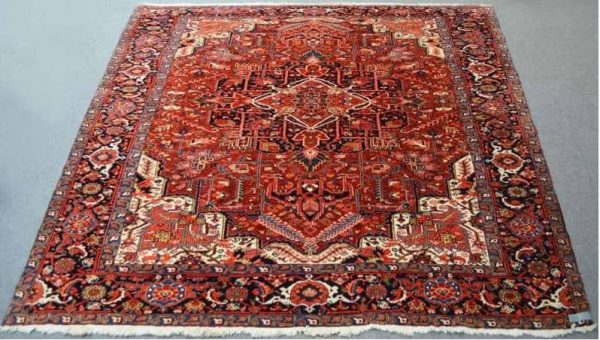 782 Lot 782, a Heriz 400x300 cm
