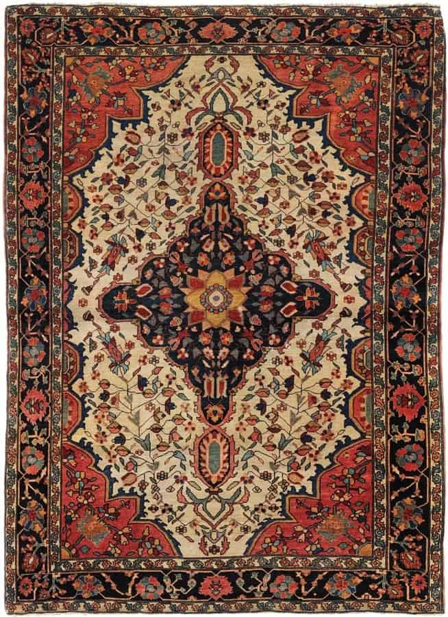 530 Lot 530, a Saruk-Farahan circa 1900. Size 105 x 144 cm. Estimate EUR 1,170 - 1,500