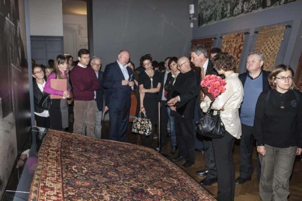 Stefano Ionescu presenting the exhibition at the presence of the General Director Wojciech Bonisławski