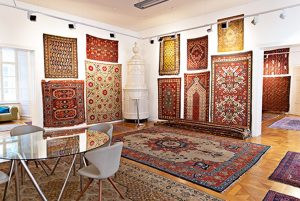 Preview exhibition 'Fine Antique Oriental Rugs XXXV' in Vienna