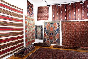 Preview exhibition 'Fine Antique Oriental Rugs XXXV' in Vienna