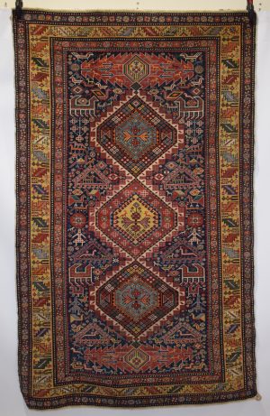 Shirvan hexagonal column rug
