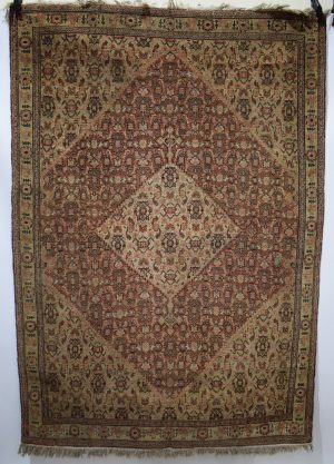 Senneh pile rug