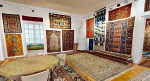 Preview exhibition 'Fine Antique Oriental Rugs' in Vienna