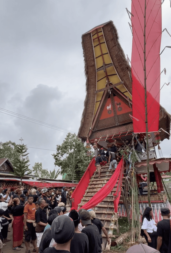 Image 10b Ceremonial Use of Textiles in Toraja