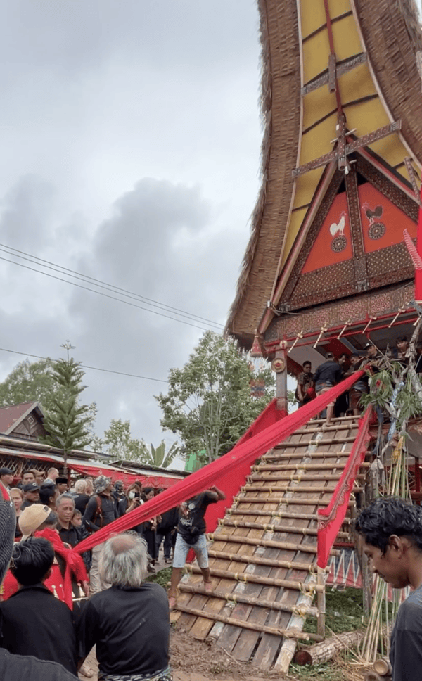 Image 10c Ceremonial Use of Textiles in Toraja