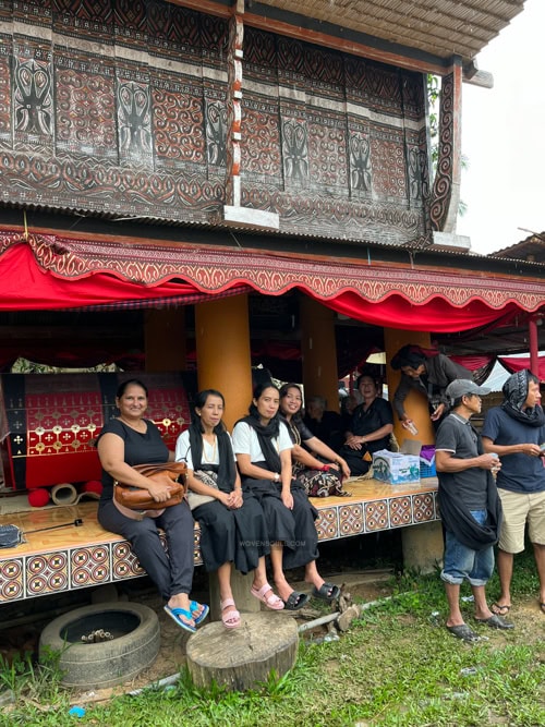 Image 5b Ceremonial Use of Textiles in Toraja