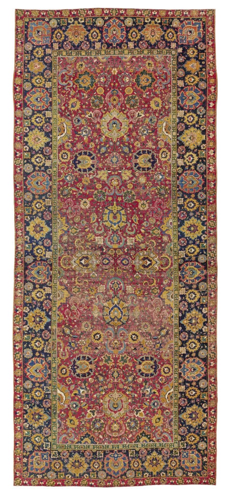 AN IMPRESSIVE SAFAVID ISFAHAN CARPET, CENTRAL PERSIA, EARLY 17TH CENTURY | Christie's