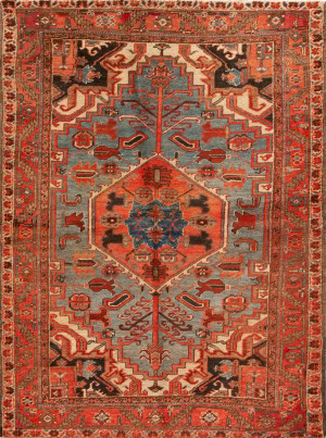 No Reserve - Antique Persian Heriz Rug 5 ft 9 in x 4 ft 4 in (1.75 m x 1.32 m)